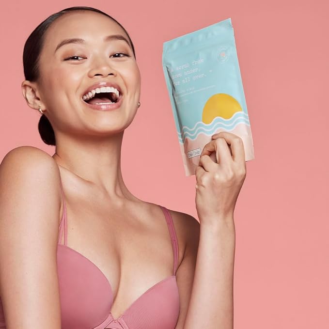 Frank Body A-Beauty Scrub | Natural, Vegan, Cruelty Free Exfoliating Body Scrub Brightens, Hydrates, and Nourishes with Macadamia Oil, Kakadu Plum, and Vitamins A, E, and D | 7.05 oz / 200 g