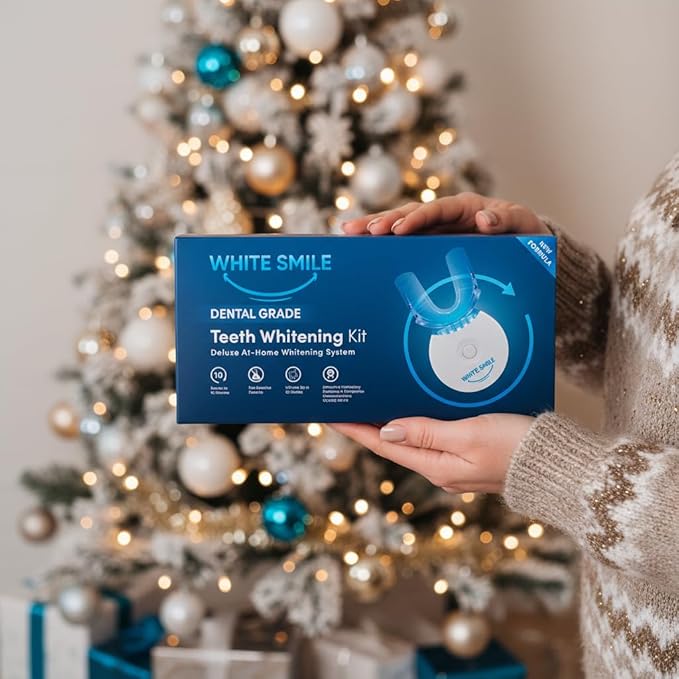 WHITE SMILE Teeth Whitening Kit with LED Light, 35% Carbamide Peroxide 3 Gel Syringes, 10-Minute Treatment, Non-Sensitive Formula, Helps to Remove Stains from Coffee, Smoking, Wines, Soda, Food