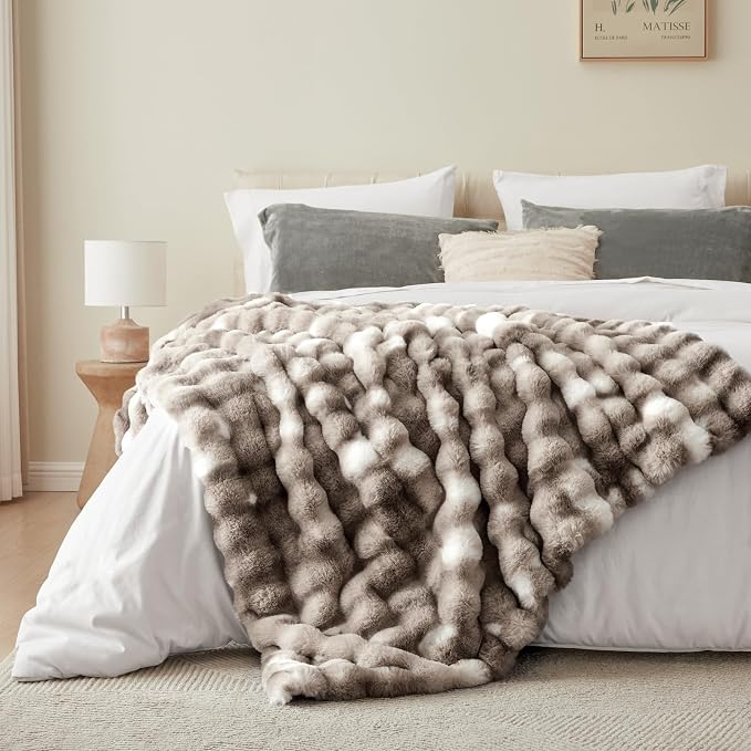 BEDELITE Faux Fur Throw Bubble Blanket for Couch, 50" x 60", Tie-Dye Taupe | 870GSM Soft Cozy Plush Blanket for Sofa & Bed Living Room Decor, Warm Fuzzy Faux Rabbit Fur for Women Gift, All Season Use