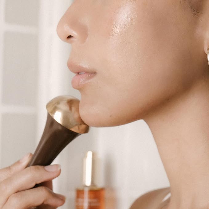 RANAVAT BOTANICS RANAVAT Radiant & Re-Energizing Skincare Duo - Brightening Saffron Serum & Kansa Wand Facial Massage Tool to Tone, Lift, & Improve Appearance of Dark Spots (2 Pieces)