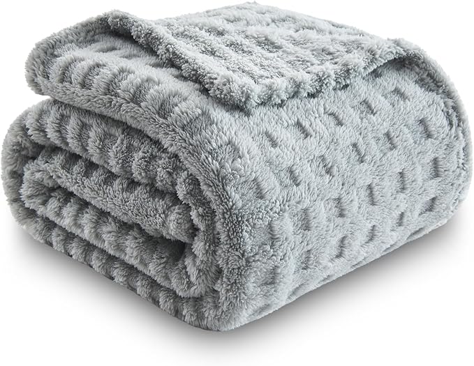 NEWCOSPLAY 3D Waffle Checkered Flannel Throw Blanket, Light Grey, 50"x70" | Super Soft Cute Lightweight Decorative Premium Silky Fleece Blanket for Couch Sofa Bed, Gift for Women Men, All Season Use