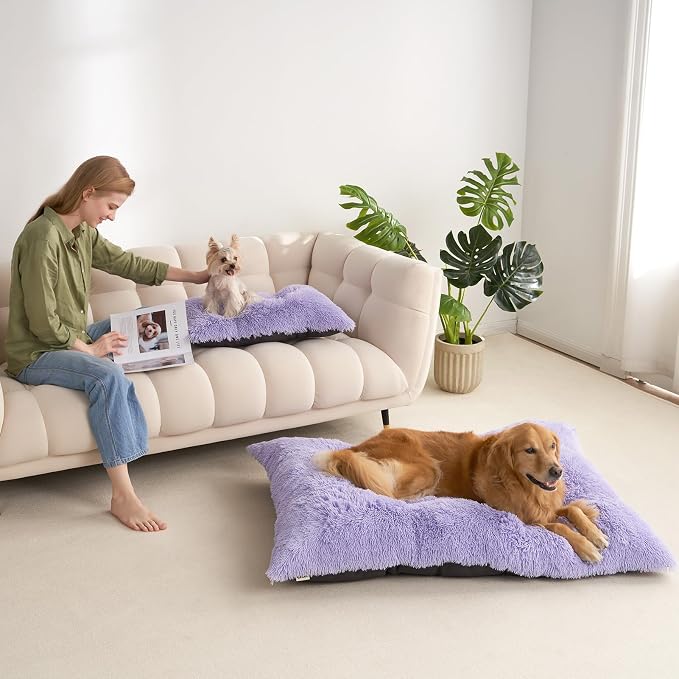 EHEYCIGA Fluffy Dog Crate Bed for Large Dogs, Plush Faux Fur Pad, Purple | Calming Anti Anxiety Large Dog Crate Bed, Washable Soft Warm Mat with Non-Slip Bottom