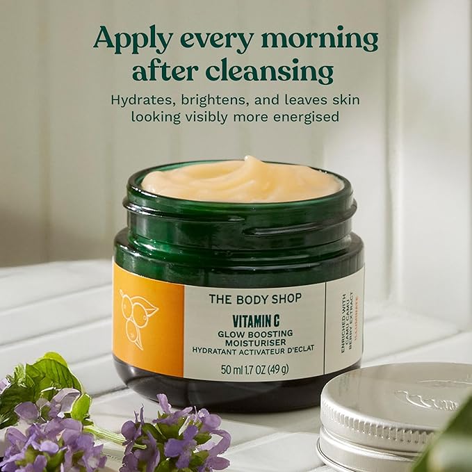 The Body Shop Glow Boost Moisturizer – Soothes and Smooths for Skin that Glows – Vegan – 50ml