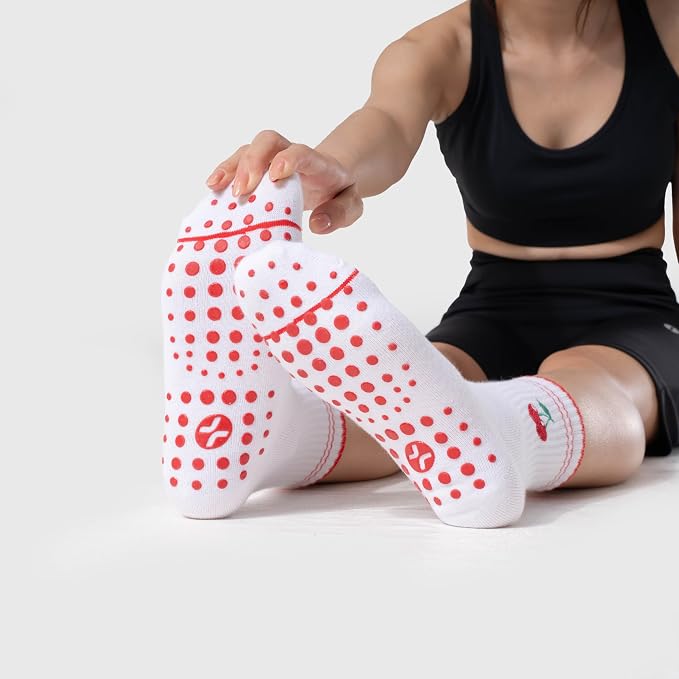 COOLMATE Pilates Socks with Grips for Women, Yoga Socks, Crew Non Slip Women for Barre, Pilates Gifts for Women