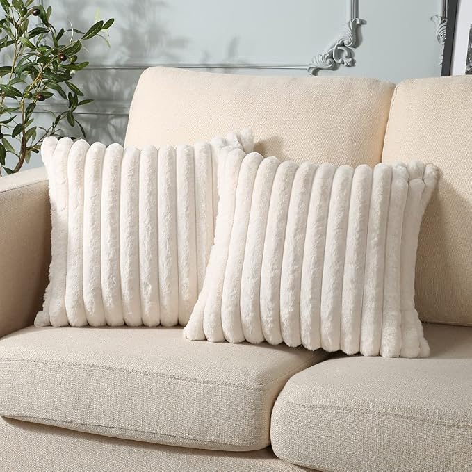 Soleebee Set of 2 Throw Pillow Covers Soft Cozy Velvet Pillowcase Faux Rabbit Fur Cover for Couch Sofa Bed Chair Home Decorative Pillows Cover (22x22 Inch, Beige White)
