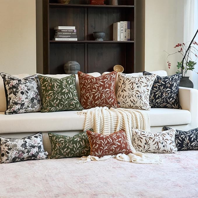 Alerfa Orange Floral Throw Pillow Cover 18 x 18 Inch Sqaure Luxury Decorative Pillow Cover for Couch Living Room Bedroom