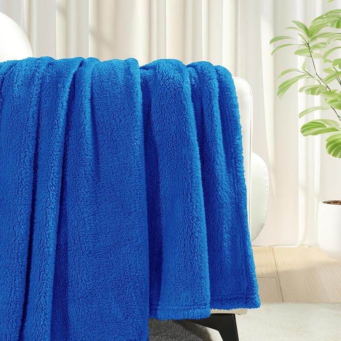 Exclusivo Mezcla Soft Plush Fleece Twin Size Blankets for Bed Living Room | Lightweight Fuzzy Fluffy Large Blanket for All Seasons, Cozy Velvet for Women Men, Machine Washable, 60"x80", Cobalt Blue