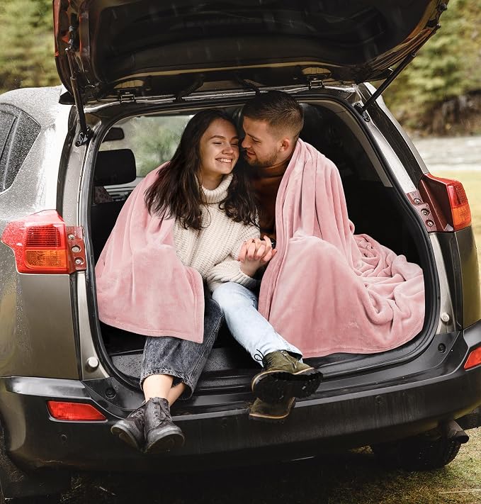 Utopia Bedding Ultra Soft Fleece Bed Blanket Full Size Pink (90x84 Inches) | Microfiber Plush Warm Lightweight Breathable Cozy Blanket Anti-Static, All Season Use, Gift for Women and Men