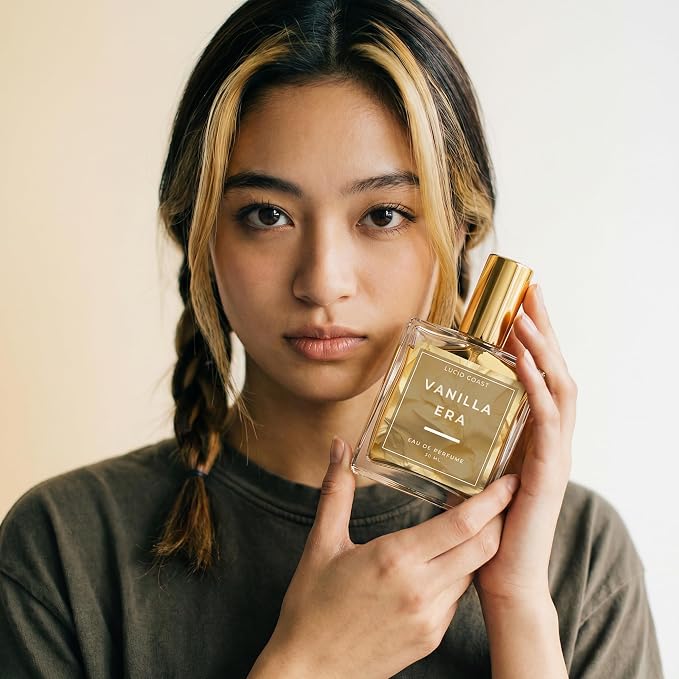 Fleur Noir – Inspired by Kilian Love Don't Be Shy – Long Lasting Gourmand Floral Fragrance – Notes of Honeysuckle, Vanilla, Sweet Marshmallow & Orange Blossom – Clean & Vegan Perfume