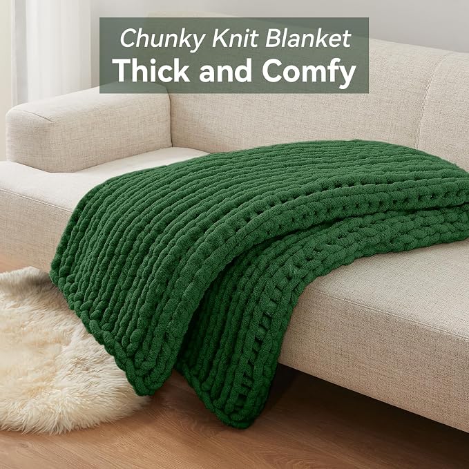 Negwoo Chunky Knit Throw Blanket, Knitted Throw Chenille Yarn, 40"*50" | Soft Thick Cable Knitted Blankets, Handmade Big Thick Blanket, Machine Washable Cute Comfy Blanket for Home Decor,Grass green