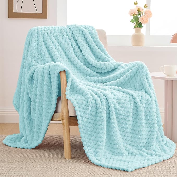 BEDELITE Cloud Blue Throw Blanket for Couch, Soft Gifts for Women, 50 * 60 | 3D Jacquard Decorative Fleece Blanket, Super Soft Plush Throws, Cute Birthday Gift for Women & Men, Suitable for All Seasons