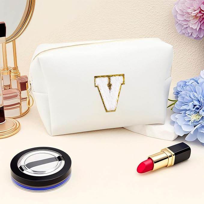 URSKYTOUS Gifts for Girls Initial Makeup Bag Personalized Cosmetic Bag with Zipper Cute Travel Toiletry Bags Waterproof PU Preppy Makeup Pouch Birthday Gift for Teen Girls Women(White V)