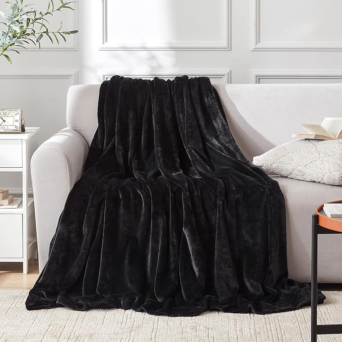 Hansleep Throw Black Fleece Blanket, Soft Flannel Bed Blanket | Fuzzy Cozy Blanket 50x60 Inches, Multi-use for Bed, Sofa, Couch, Travel, Camping, All Season Warm Lightweight Cover