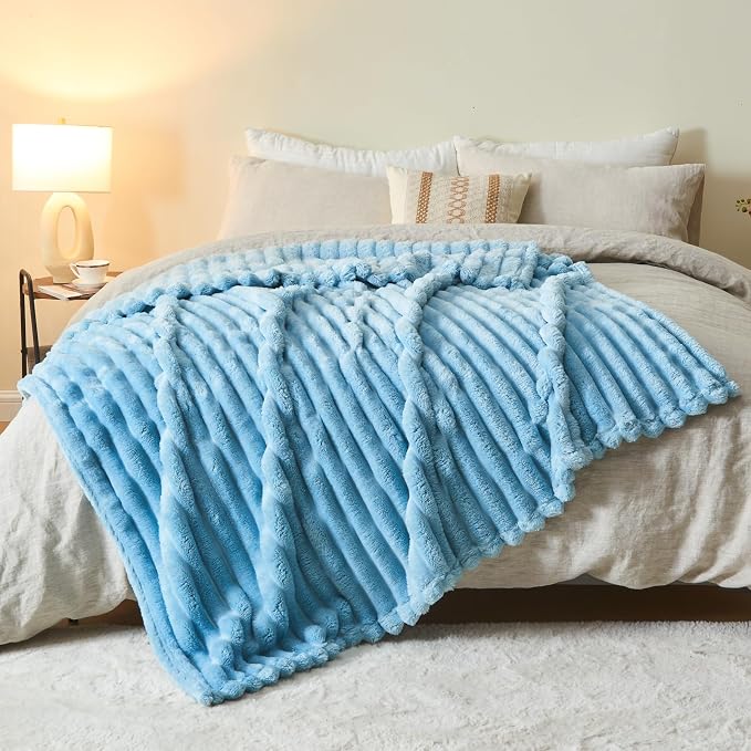 NEWCOSPLAY Fleece Ribbed Cozy Throw Blanket for Couch, Blue, 50"x60" | Premium Silky Flannel Blanket, Soft Lightweight Fluffy Throw Blanket for Bed Sofa Decor, Gift for All Season Use