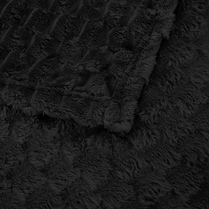 Black Throw Blanket 50"×70" Gifts for Mom Fuzzy 3D Jacquard Decorative | Flannel Fleece Super Soft Plush Cozy Blanket for Couch Sofa Chair Lightweight