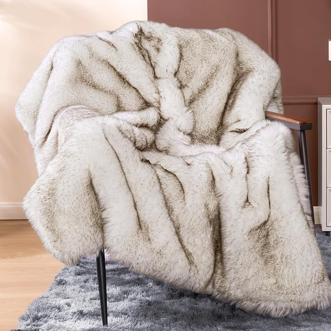 Luxury 1000GSM Faux Fur Throw Blanket, Super Heavy Thick Warm Cozy Blankets for Couch Bed Sofa, Plush Fuzzy Elegant Soft Reversible Mink Blanket for Living Room Bedroom, Queen Size,White