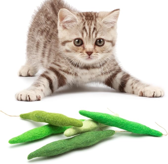 Glaciart One Green Beans Cat Toy โ 5 Pcs | Soft Fuzzy Enrichment 100% Natural Wool - Interactive Catnip Play Cat Toy Set - Safe for Pets, Non-AZO Colored Dyes
