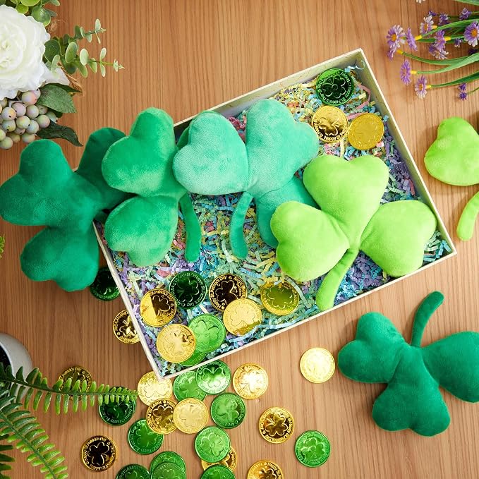 Civaner 12 Pcs Stuffed Dog Toy Squeaky Plush for Small Breed, Clover