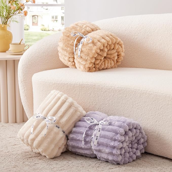 EXQ Home Gentle Soft Fleece Blanket Full Size– Cozy Lightweight Blanket for Couch Bed – All-Season Warm Fuzzy Flannel Blanket for Women Mom Her – Gifts for Birthday(84"x90",Light Purple)