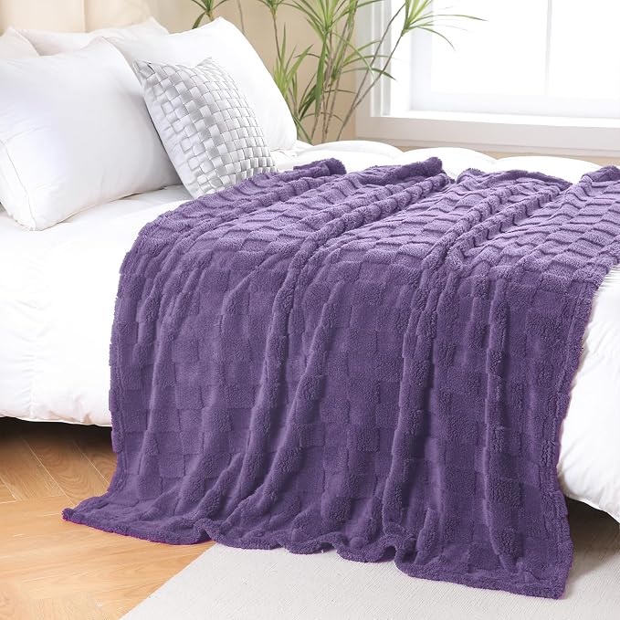 Lavender Fleece Throw Blanket 50”×60”Checkered Design for Couch | Super Soft Cozy Plush Microfiber 3D Square Pattern Flannel Blanket for Sofa Bed Lightweight for Adults,Women