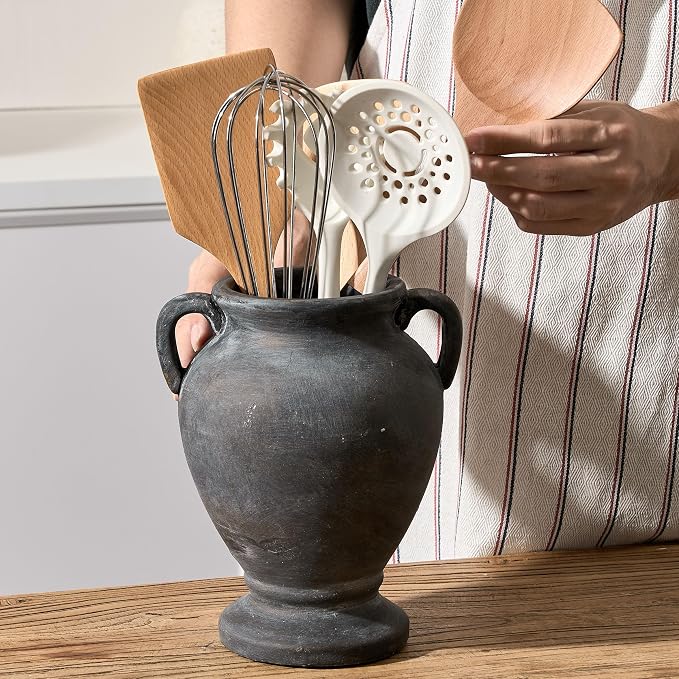PORCER Ceramic Rustic Flower Vase with Handles, 8.36 Inch Tall Vintage Pottery Home Decor, Farmhouse Terracotta Vase for Living Room, Table, Shelf, Mantel Decoration, Farmhouse- Black Bronze