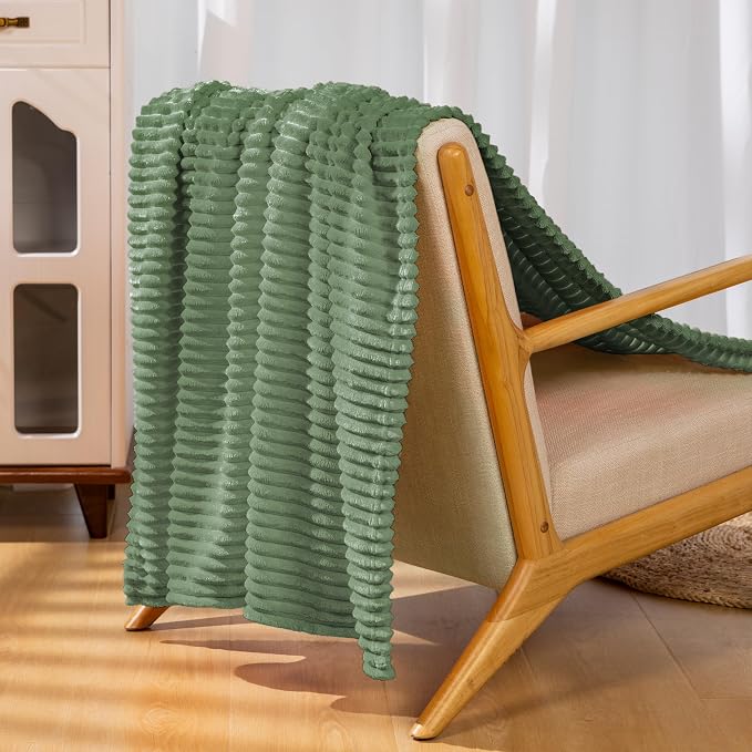 Vessia Flannel Fleece Throw Blanket, 300GSM Cozy Sage Green Striped Throw for Couch, Sofa and Bed, Warm and Soft Cozy Green Microfiber Ribbed Blanket for All Season(50x40inch)