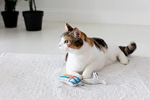 Pearhead Pet Sardines and Fish Plush and Crinkle Cat Toy Set, Includes Catnip, Kitty Owner Playtime Accessory, Set of 2