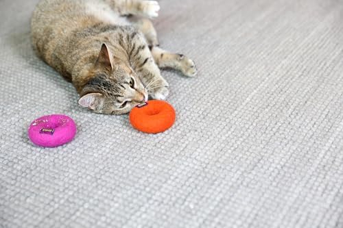 Mad Cat Wacky Wool Rings, Catnip and Silvervine Blend Cat Toys, Pack of 2