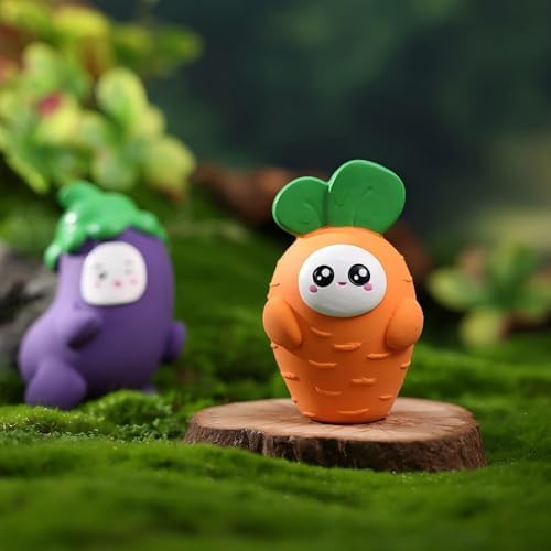2 Pieces Latex Dog Squeaky Toys, Cute Animal Design Interactive Pet Toys (Carrot&Eggplant)