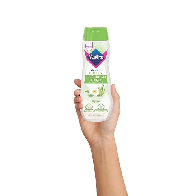 Feminine Wash Nosotras Set Intimate Soap And Wet Wipes Herbal-V Camellia and Aloe Vera | Kit Jabon Intimo y Pañitos Humedos Herbal-V Camelia y Aloe Vera Colombia (6.76oz - 200ml)