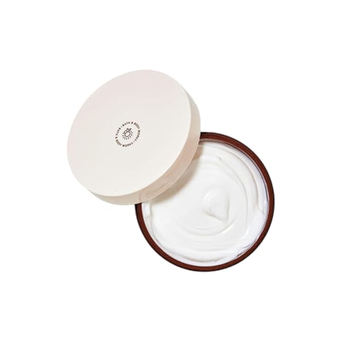 Bath & Body Works Whipped Body Butter For Women - 6.5 oz / 185 g (COCO Shea)