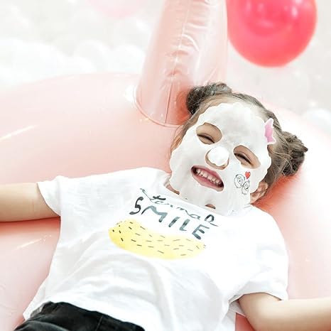 Puttisu Real Fruit Facial Mask Sheet for Kids, Children - Made with 100% Cotton, Moisturize, Sooths and Hydrates Skin (Strawberry- Pack of 7)