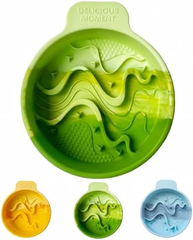 Silicone Slow Feeder Dog Bowl, Ombre Puzzle Maze with 4 Suction Cups, Flexible Travel Bowl for Fast Eaters (Green)