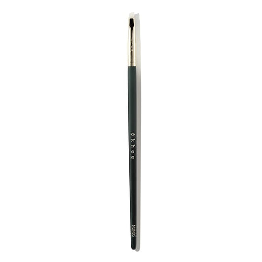 SOO ADOR okhee Edge Eye Brush NUN05 – Professional Korean Eye Makeup Brush, Slim Angled Precision Brush for Defining Eye Edges, Under Eye Shadow, Outer Corner & Soft Eyeliner