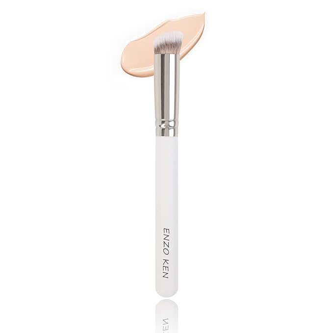 Angled Concealer Brush - Under Eye, Small Nose Contour, Makeup Brush (White, 270)