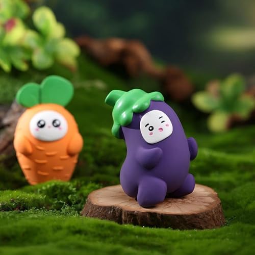 2 Pieces Latex Dog Squeaky Toys, Cute Animal Design Interactive Pet Toys (Carrot&Eggplant)