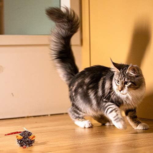 Gigwi Automatic Moving Cat Mouse Toy, Interactive Squeaky Toy for Cat Play
