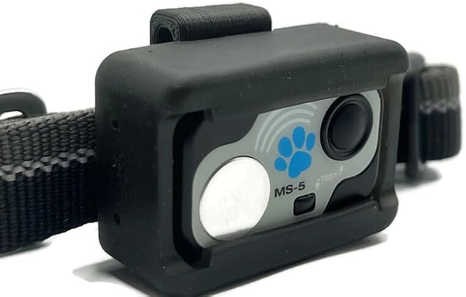 High Tech MS-5 Fastener for Dogs, Black, 3x2x2 inches, TPU & Carbon Fiber Clip