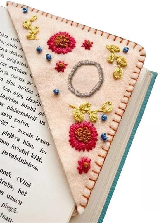MOTEERLLU Personalized Hand Embroidered Corner Bookmark,Felt Triangle Page Stitched Handmade Bookmark,Unique Cute Flower Letter Embroidery Bookmarks Accessories for Book Lovers(Fall-o)