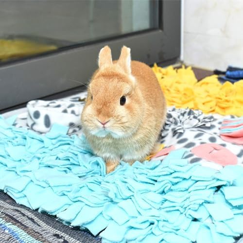 Vedem Small Animal Snuffle Mat Fleece Foraging Mats Interactive Feeding Toy Rabbit Guinea Pig Rat Hamster Anti Slip Treat Dispenser (Leopard-Blue/Yellow)