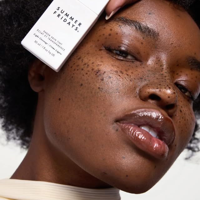 Summer Fridays Sheer Skin Tint - Skin Tint with Hyaluronic Acid - Helps Diminish Uneven Skin Tone - Sheer to Light Coverage - Shade 7 - Medium Deep with Golden Neutral Undertones (1 Fl Oz)