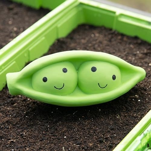 Petface Latex Pea Pod Dog Toy, Large