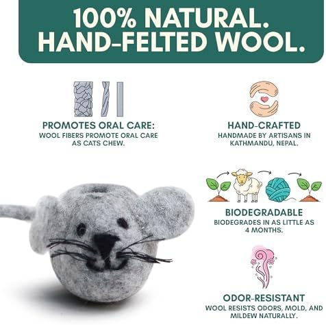 Hunties™ Cat Treat Puzzle Dispenser Toy with 3 Wool Mice