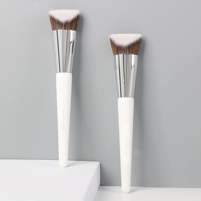 Contour Foundation Brush for Liquid Makeup, Angled Foundation Brush, Foundation Brushes for Cream Foundation, Cream Contour Brushes for Makeup, Makeup Brushes for Liquid Foundation. 822W