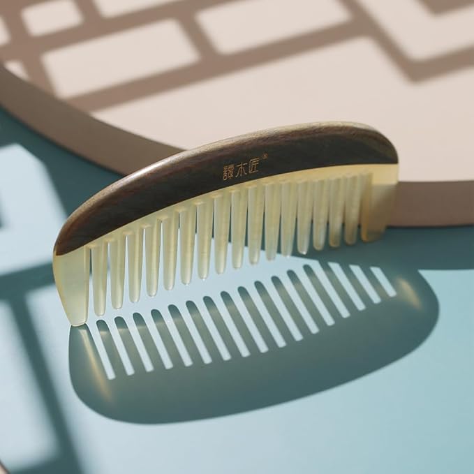 TAN MUJIANG Wooden Sheep or Cow Horn Comb Smooth Luxury Set, Anti-Static YTB 5-11 with Case