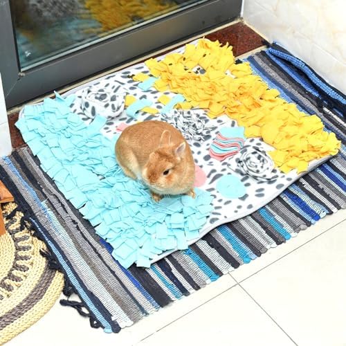 Vedem Small Animal Snuffle Mat Fleece Foraging Mats Interactive Feeding Toy Rabbit Guinea Pig Rat Hamster Anti Slip Treat Dispenser (Leopard-Blue/Yellow)