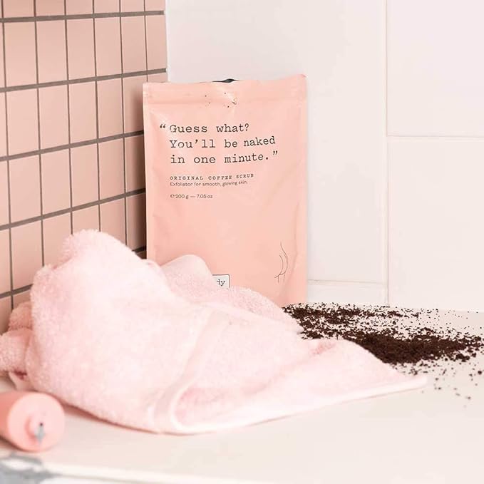 Frank Body Original Coffee Scrub | Natural, Vegan, Cruelty Free Exfoliating Body Scrub Fights Breakouts and Fades Scars & Marks with Coffee Grinds, Sweet Almond Oil, and Vitamin E | 7.05 oz / 200 g