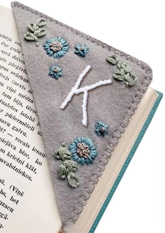 MOTEERLLU Personalized Hand Embroidered Corner Bookmark,Felt Triangle Page Stitched Handmade Bookmark,Unique Cute Flower Letter Embroidery Bookmarks Accessories for Book Lovers(Winter-k)