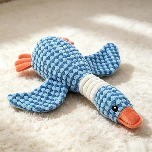 Plush Goose Dog Toy, Chew Toy for Teeth Cleaning & Stress Relief, Large Size Suitable for Dogs, Ideal for Easter, Spring Walks, Design & Materials,