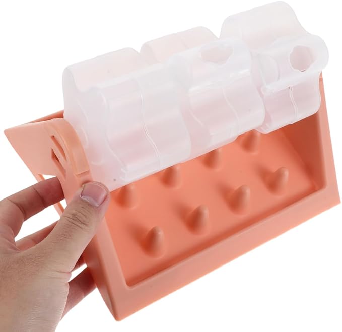 Leakage Proof Cat and Dog Treat Dispenser Innovative Feeding Technology, Portable Pp Material Feeding Solution for Travel and Outdoor Activities, Interactive Slow Puzzle
